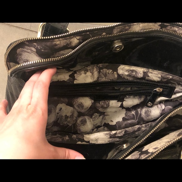 ⚠️Sale⚠️Authentic Ted Baker Quilted Kayler Bag - Picture 5 of 8